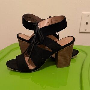 Merona Black Suede Ankle Laced Block Heels 8.5